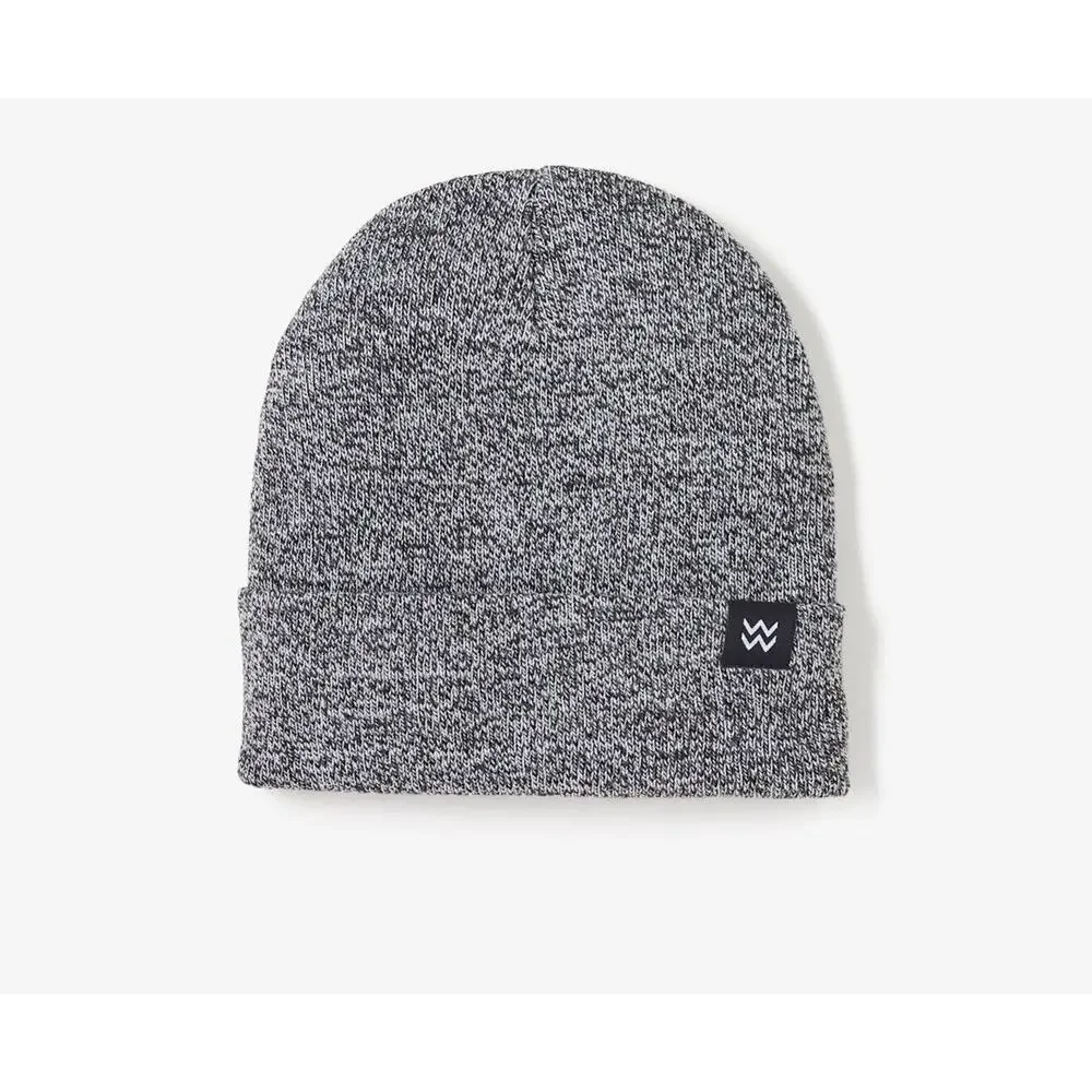 Wren Men’s Hat Beanie Marked Yarn Grey One Size Double Layer 12 Gauge Knit New​